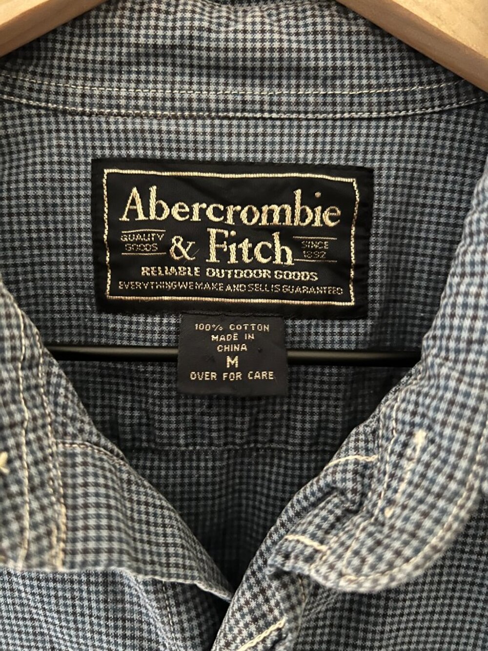 Abercrombie & Fitch Reliable Outdoor Goods Button Down Shirt - Picture 4 of 5